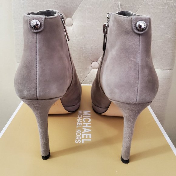 Michael Kors "Sammy" platform ankle booties - Picture 4 of 8